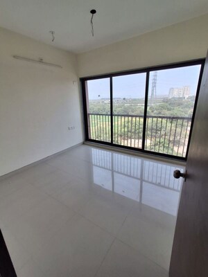 Room in 2 BHK Apartment at Bbj Siena, Vikhroli East – for Rent