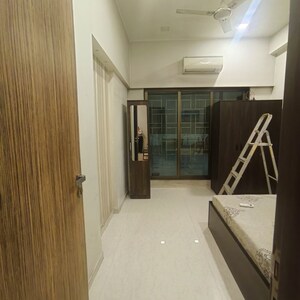 Bathroom in 2 BHK Apartment at Lashkaria Empress, Andheri West – for Rent
