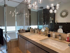 Bathroom in 4 BHK Apartment at Verde Residences, Kalyani Nagar – for Rent