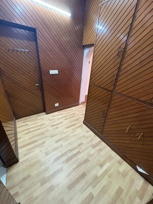 Study Room in 3 BHK Apartment at Kalkaji – for Rent