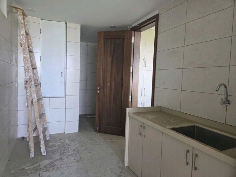 Kitchen/pantry, verde-residences 4 Bedroom 2982 Sq.Ft. Apartment In Kalyani Nagar Pune 10359234