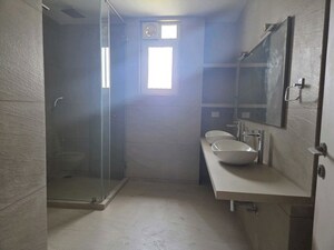 Bathroom in 4 BHK Apartment at Verde Residences, Kalyani Nagar – for Rent