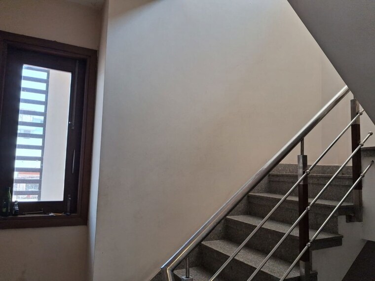undefined, chittaranjan park 3 Bedroom 160 Sq.Yd. Builder Floor In Chittaranjan Park Delhi 10359235