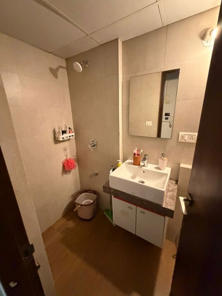 Bathroom, blue-bell-chembur 2 Bedroom 750 Sq.Ft. Apartment In Chembur Mumbai 10359249