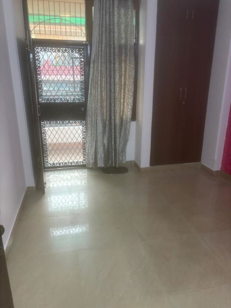 Hall, niti khand 2 Bedroom 950 Sq.Ft. Builder Floor In Niti Khand Ghaziabad 10359263