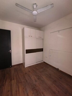 Room in 2 BHK Builder Floor at Signature Global Park 4 and 5, Sohna Sector 36 – for Rent