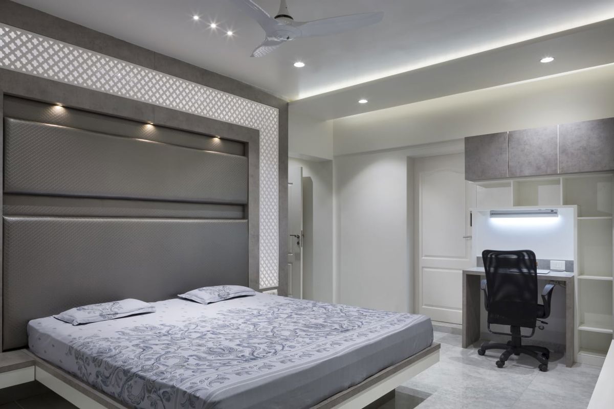 3 BHK 2700 Sq.Ft. Apartment in Kolte Patil 24K Glitterati