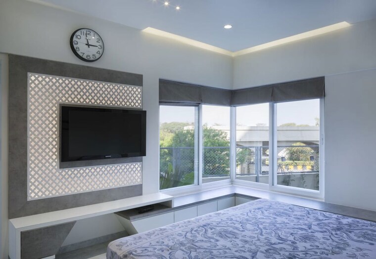Bedroom, kolte-patil-24k-glitterati 3 Bedroom 2700 Sq.Ft. Apartment In Pimple Nilakh Pune 10359299