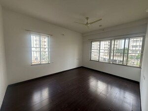Room in 3 BHK Apartment at Kolte Patil Life Republic Aros, Hinjewadi – for Rent