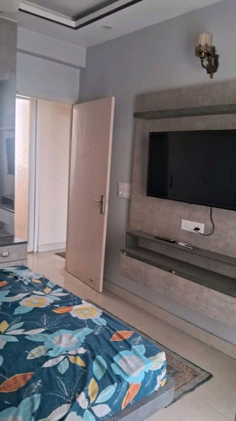 Bathroom, signature-the-serenas  600 Sq.Ft. Apartment In Sohna Sector 36 Gurgaon 10359315