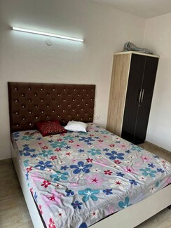 1 BHK + Study Room Villa For Rent in Kamgar Putala Vasahat