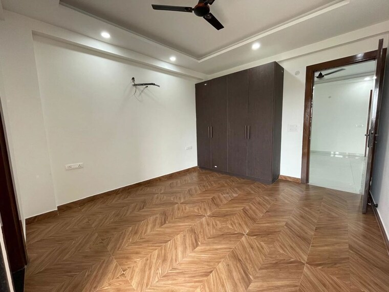 Room, sector 57 3 Bedroom 1600 Sq.Ft. Builder Floor In Sector 57 Gurgaon 10359338