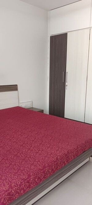 Master Bedroom in 3 BHK Apartment at Samartha Aangan, Andheri West – for Rent