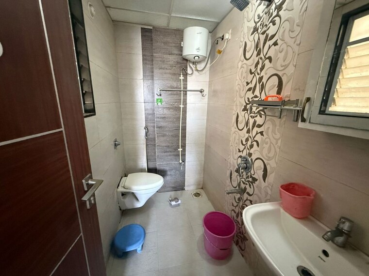 Bathroom, sai-platina 2 Bedroom 720 Sq.Ft. Apartment In Ravet Pune 10359438