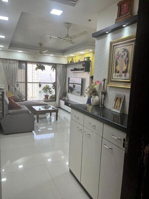 Team Area in 2.5 BHK Apartment at Dosti Desire, Brahmand – for Rent