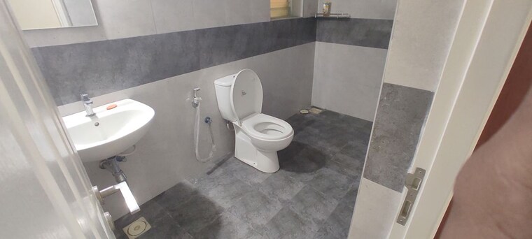 Bathroom, casagrand-lorenza 3 Bedroom 1740 Sq.Ft. Apartment In Kogilu Bangalore 10359464