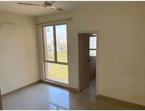 Room in 4 BHK Apartment at Sare Home, Sector 92 – for Sale