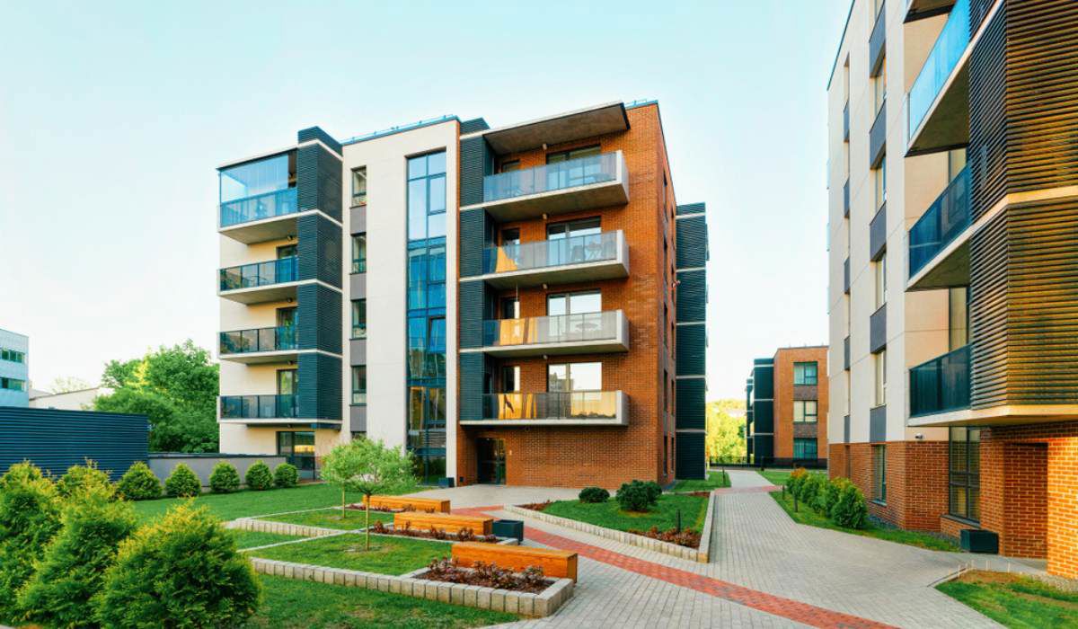 3 BHK + Pooja Room,Servant Room,Study Room,Extra Room,Basement,Store Room Apartment For Sale in Beur