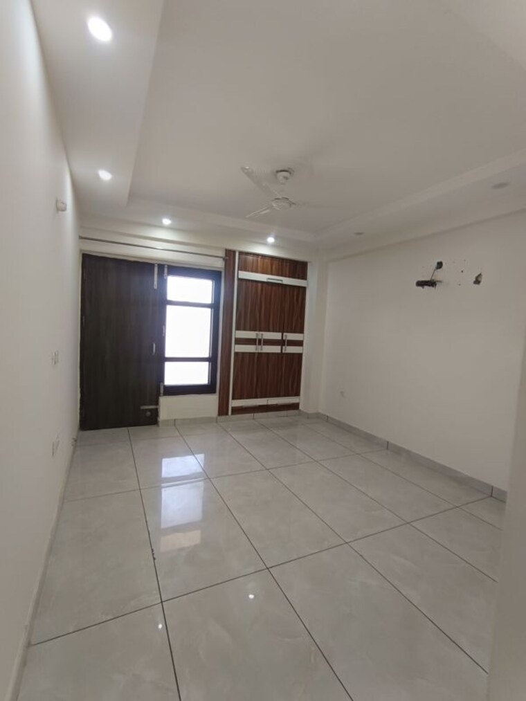 Room, sector 57 3 Bedroom 1500 Sq.Ft. Builder Floor In Sector 57 Gurgaon 10359483