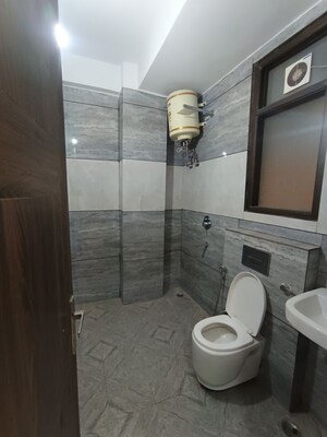 Bathroom in 3 BHK Builder Floor at Sector 57 – for Rent