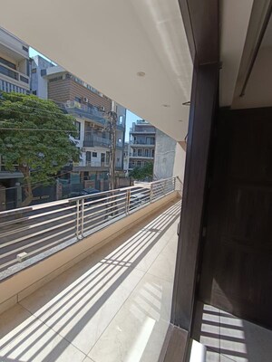 Balcony in 3 BHK Builder Floor at Sector 57 – for Rent