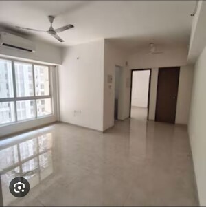 Room in 1 BHK Apartment at Lodha Amara, Kolshet Road – for Sale