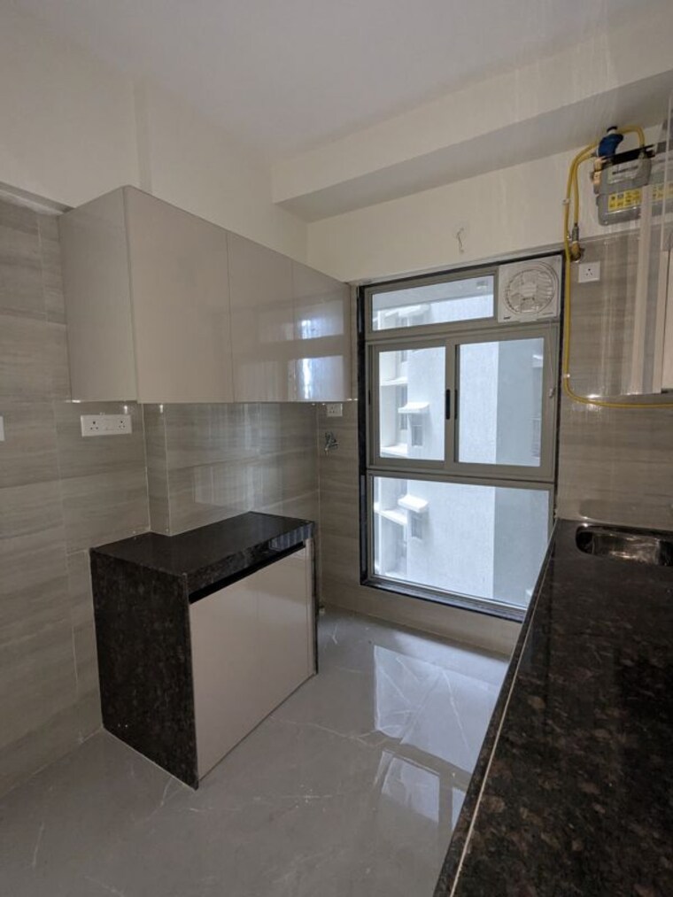 Kitchen, veena-smart-homes 1 Bedroom 383 Sq.Ft. Apartment In Kandivali West Mumbai 10359505