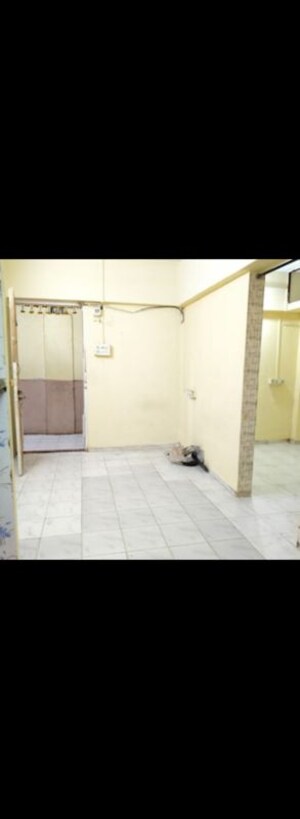 Room in 1 BHK Apartment at Shruti Garden CHS, Manorama Nagar – for Rent