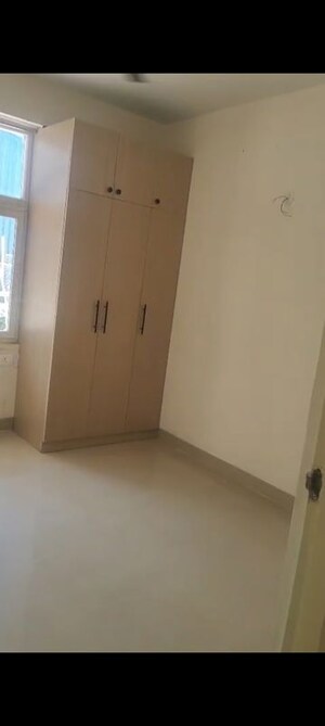 Room in 3 BHK Apartment at Zara Aavaas, Sector 104 – for Rent