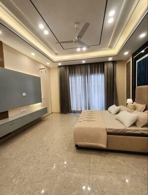 Living Room in 4 BHK Apartment at DLF Capital Greens Phase I And II, Moti Nagar – for Rent