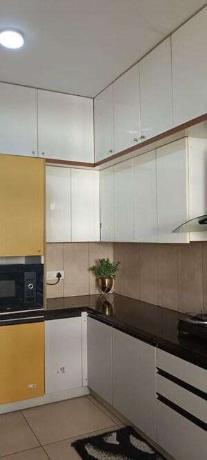 Kitchen in 2.5 BHK Apartment at Prestige Royale Gardens, Gantiganahalli – for Rent
