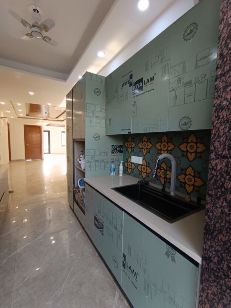 Kitchen, sector 57 4 Bedroom 350 Sq.Yd. Builder Floor In Sector 57 Gurgaon 10359513