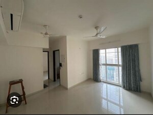 Room in 2 BHK Apartment at Lodha Amara, Kolshet Road – for Sale