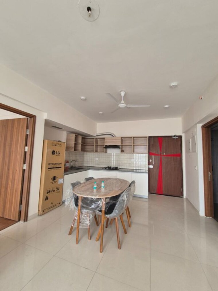 Living Room, godrej-golf-link-villas Studio 710 Sq.Ft. Apartment In Sector 27 Yamuna Expressway Greater Noida 10359585