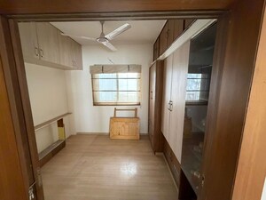 Room in 2 BHK Apartment at Aundh – for Rent