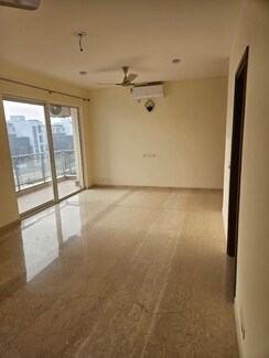 4 BHK + Servant Room Apartment For Sale in Godrej Golf Link Villas