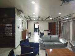 3 BHK + Servant Room,Extra Room,Basement Apartment For Sale in Rachana Belvedere Apartment