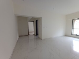 Room in 2 BHK Apartment at Swastik Solitaire, Chembur – for Rent