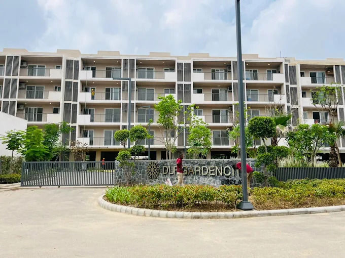 3 BHK + Pooja Room 1250 Sq.Ft. Builder Floor in DLF Gardencity Enclave