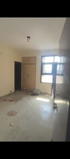 3 BHK + Servant Room Apartment For Rent in SRS Residency