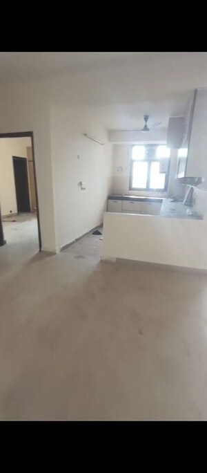 Room in 3 BHK Apartment at SRS Residency, Sector 88 – for Rent