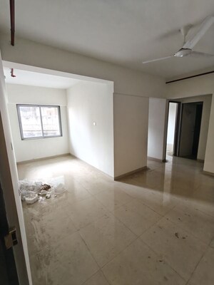 Room in 1.5 BHK Apartment at Alliance Fortuna Blue, Lower Parel – for Sale