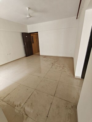 Room in 1.5 BHK Apartment at Alliance Fortuna Blue, Lower Parel – for Sale