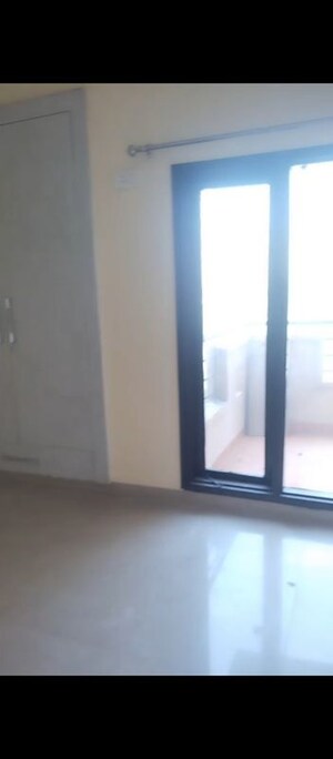 Room in 3 BHK Apartment at RPS Savana, Sector 88 – for Rent