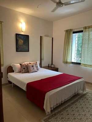 Bedroom in 1 BHK Apartment at Lalani Grandeur, Goregaon East – for Rent