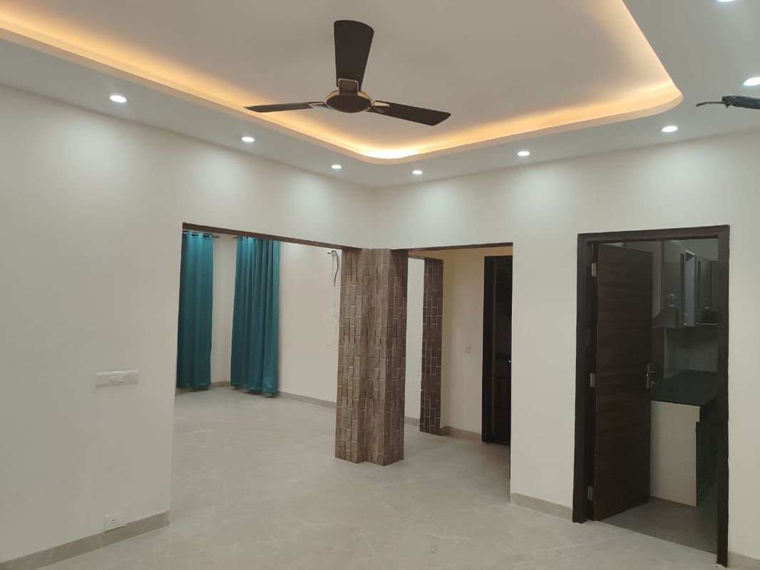 3.5 BHK + Pooja Room,Servant Room,Study Room,Extra Room,Basement,Store Room Apartment For Rent in DLF Park Place