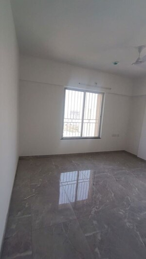 Room in 3 BHK Apartment at Welworth Purnam, Hinjewadi – for Rent