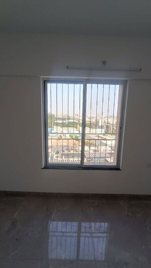 Room in 3 BHK Apartment at Welworth Purnam, Hinjewadi – for Rent