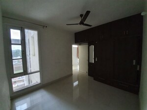 Room in 2 BHK Apartment at SBP Housing Park, Central Derabassi – for Rent