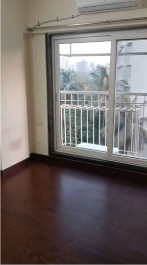 Bedroom in 2 BHK Apartment at Chembur – for Rent